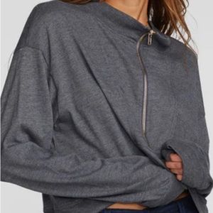 Chaser Pullover